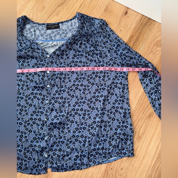 Lane Bryant Ruched Button-Front Knit & Woven Blouse Blue Floral Plus Size 14/16 - Picture 6 of 11